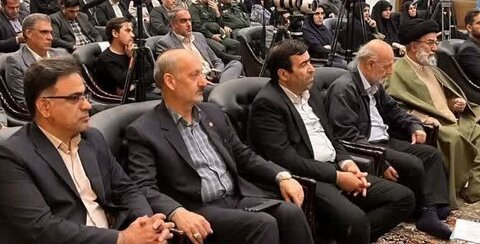 برگزاری شورای اداری استان با حضور وزیر تعاون، کار و  رفاه اجتماعی در بیت تاریخی حضرت امام خمینی(ره)