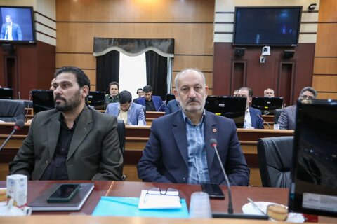 همایش «وفاق برای سرمایه‌گذاری و ایرانِ ماهر» در اراک  برگزار شد.