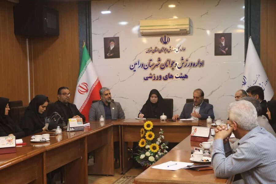 ورامین | برگزاری کارگروه ازدواج آسان با هدف الگوسازی مراسم ساده و باشکوه