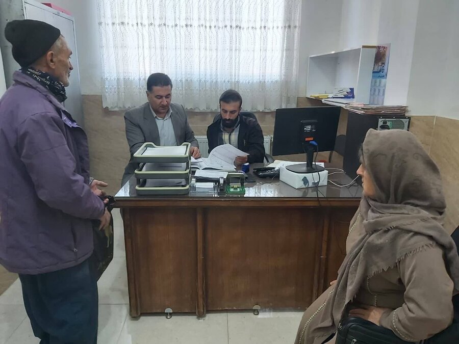 برگزاری جلسه کمیسیون پزشکی جسمی‌ـ‌حرکتی در اداره بهزیستی شهرستان بوکان