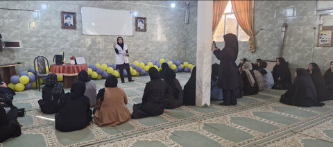 دوره آموزشی با محوریت "خودمراقبتی روانی و آگاه‌سازی خانواده‌ها" برگزار شد