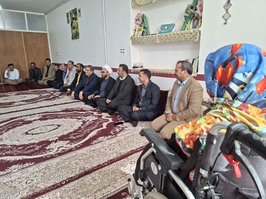 توزیع ۲۵ ویلچر میان توان‌خواهان جسمی‌حرکتی شهرستان سرخس