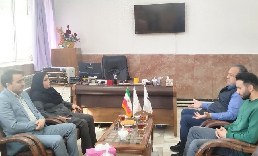 گرمی| دیدار مدیرعامل کارخانه شیرآلات آویسا با سرپرست اداره بهزیستی شهرستان گرمی
