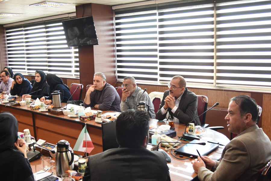 دفتر تأمین و توسعه مسکن استان تهران بر گسترش تعامل با بانک‌ها و خیرین برای کمک به محرومان تأکید کرد  