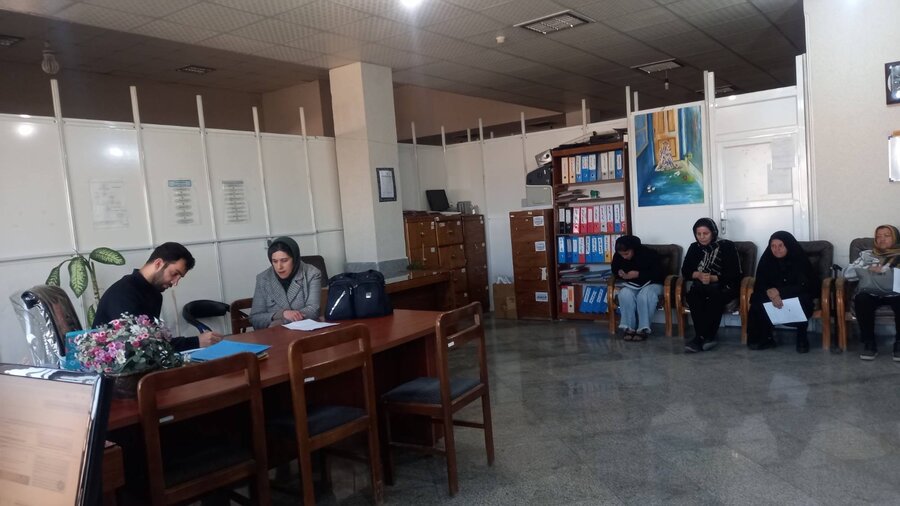 فیروزکوه | اجرای طرح غربالگری سلامت جسمی زنان سرپرست خانوار در بهزیستی شهرستان کلید خورد