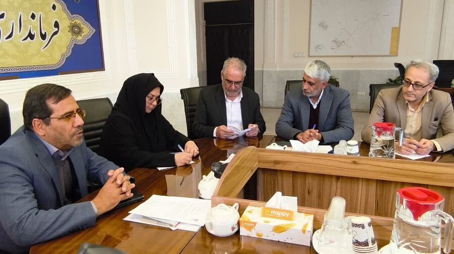 نشست مدیرکل بهزیستی استان اصفهان با فرماندار نایین