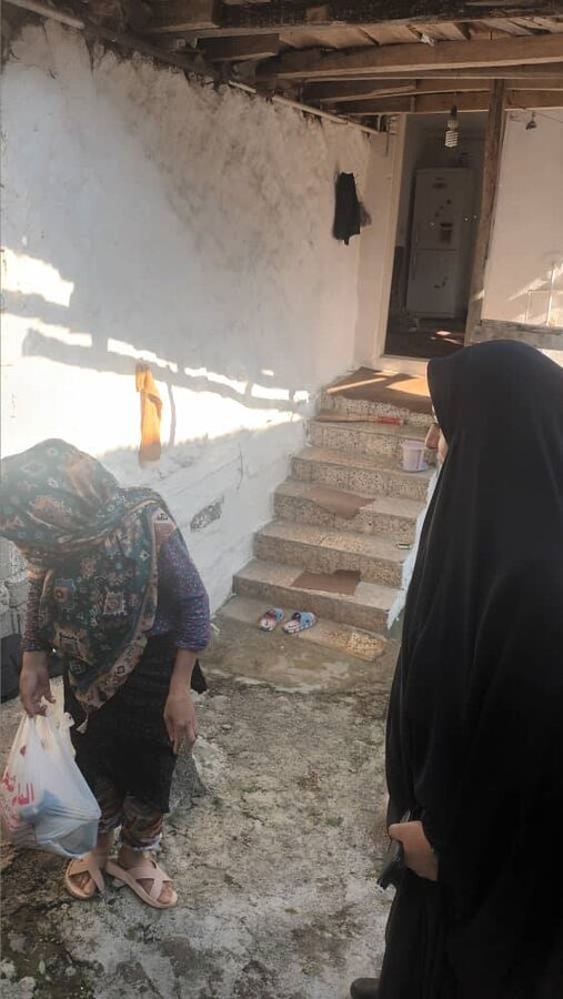 رودسر | توزیع بسته های معیشتی در اشکورات بخش رحیم آباد شهرستان رودسر