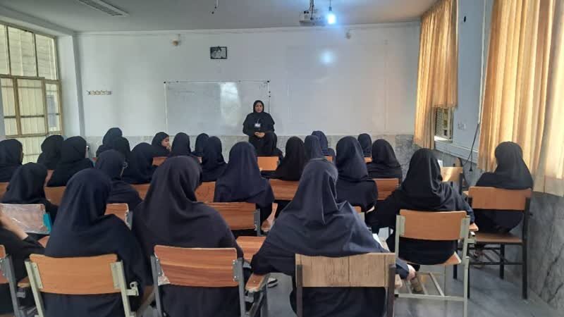  اجرای طرح «خاتم» برای ۵۰۰ نفر از دختران و زنان هرمزگانی
‌