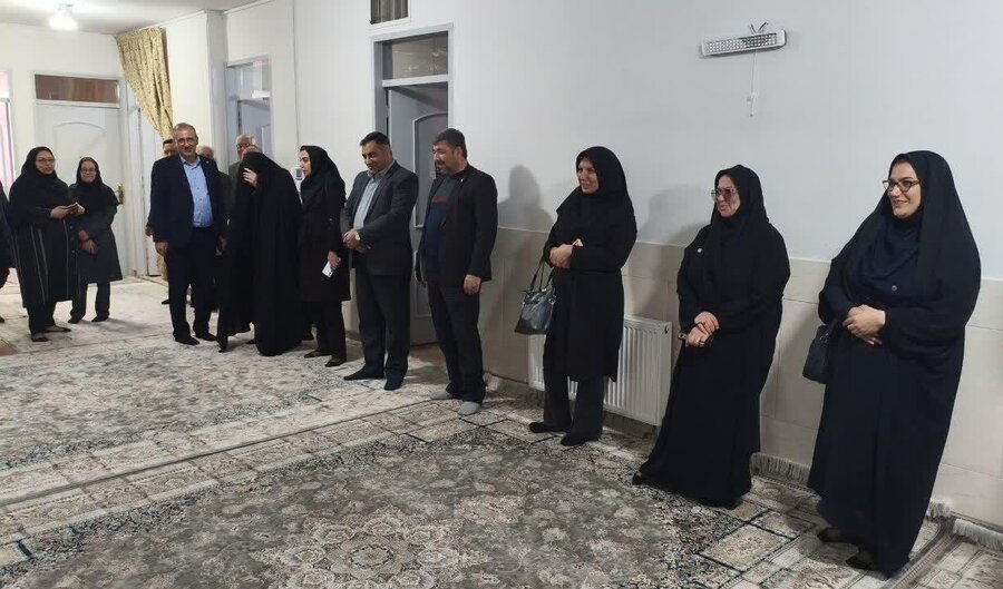 بازدید مدیرکل بهزیستی استان اصفهان از خانه کودک و نوجوان آیتالله نایینی