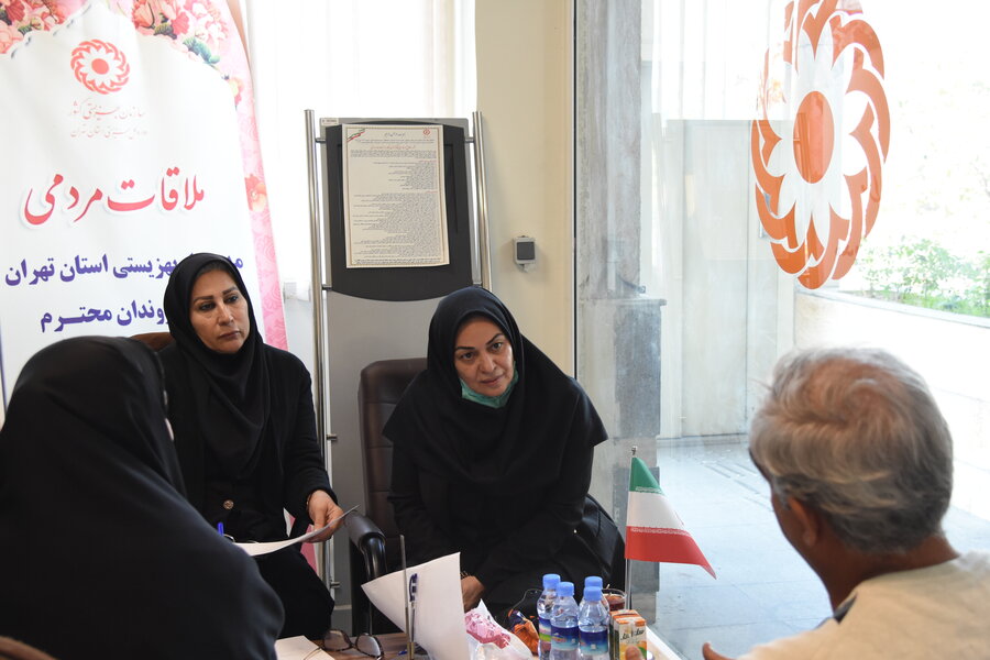 مددجویان بهزیستی تهران مسائل خود را در میز خدمت مطرح کردند