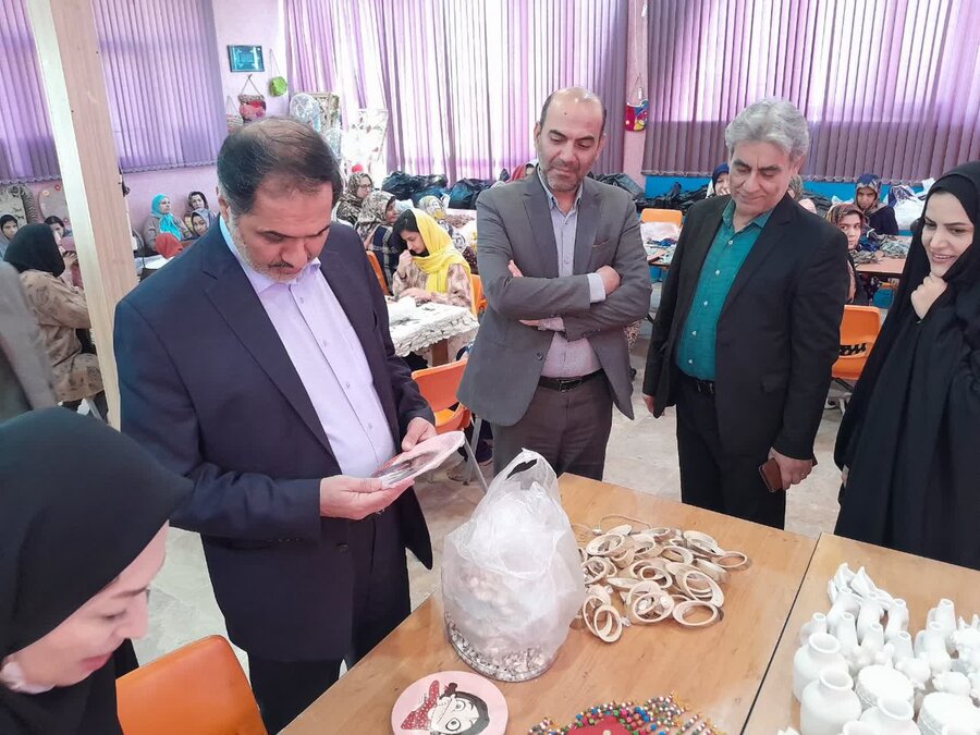 بازدید معاون عمرانی استانداری از مراکز توانبخشی بهزیستی استان قم