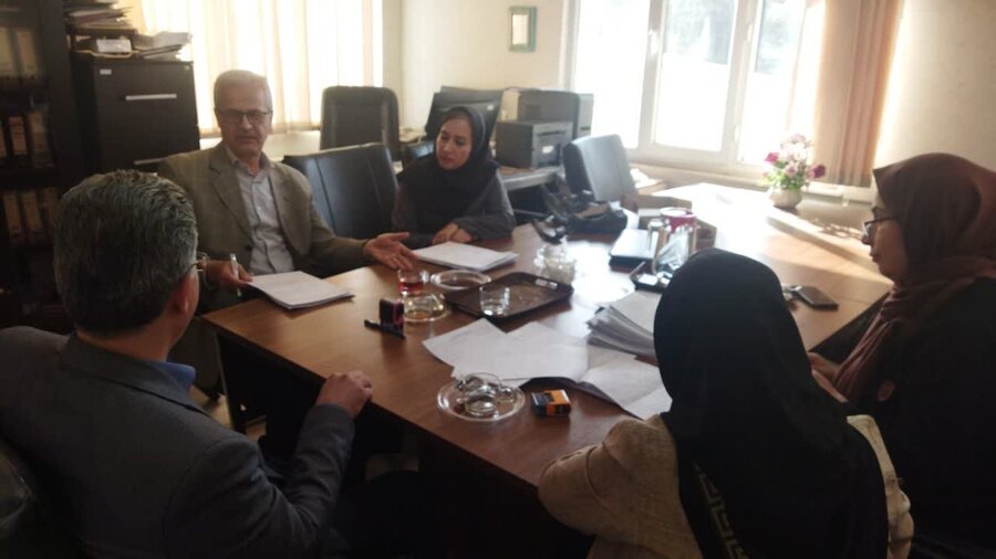 کمیته تخصصی ژنتیک در بهزیستی سنندج برگزار شد
