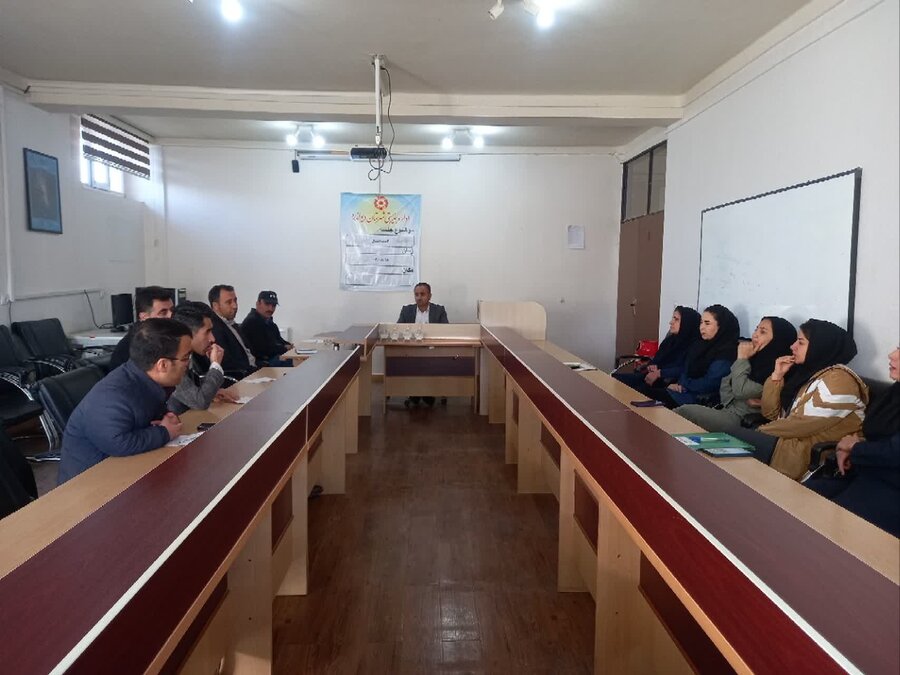 تاکید بهزیستی دیواندره بر تسریع در اشتغال‌زایی مددجویان
