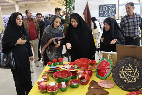 گزارش تصویری| معرفی توانمندی‌های بانوان تحت پوشش بهزیستی استان اردبیل در نمایشگاه «روایت روشنایی»