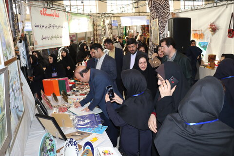 گزارش تصویری| معرفی توانمندی‌های بانوان تحت پوشش بهزیستی استان اردبیل در نمایشگاه «روایت روشنایی»