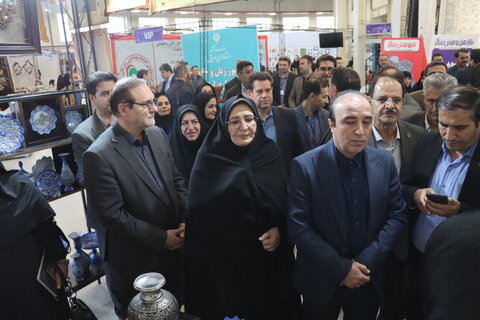 گزارش تصویری| معرفی توانمندی‌های بانوان تحت پوشش بهزیستی استان اردبیل در نمایشگاه «روایت روشنایی»