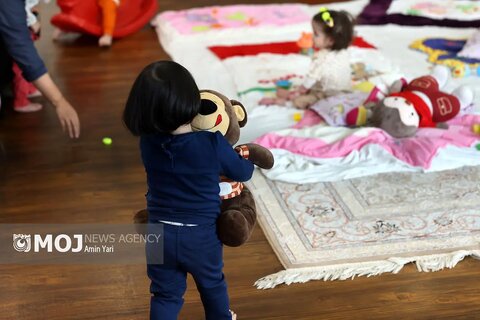 از شیرخوارگاه تا زندگی مستقل/ اتاق شیشه‌ای بهزیستی نگاهی تازه به سیاست‌های فرزندخواندگی است