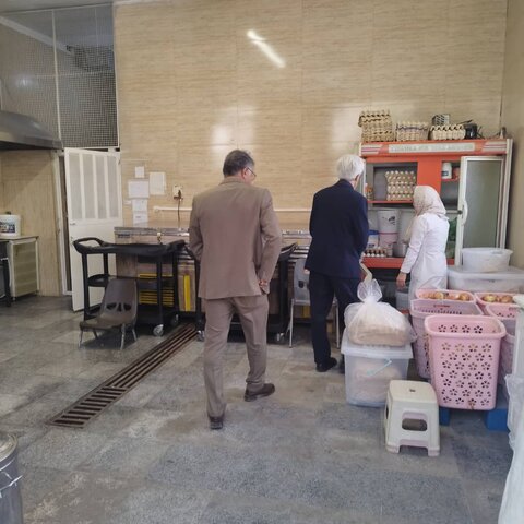 بازدید مدیر کل بهزیستی فارس از مرکز توانبخشی و نگهداری شبانه روزی بیماران روانی امید شیراز