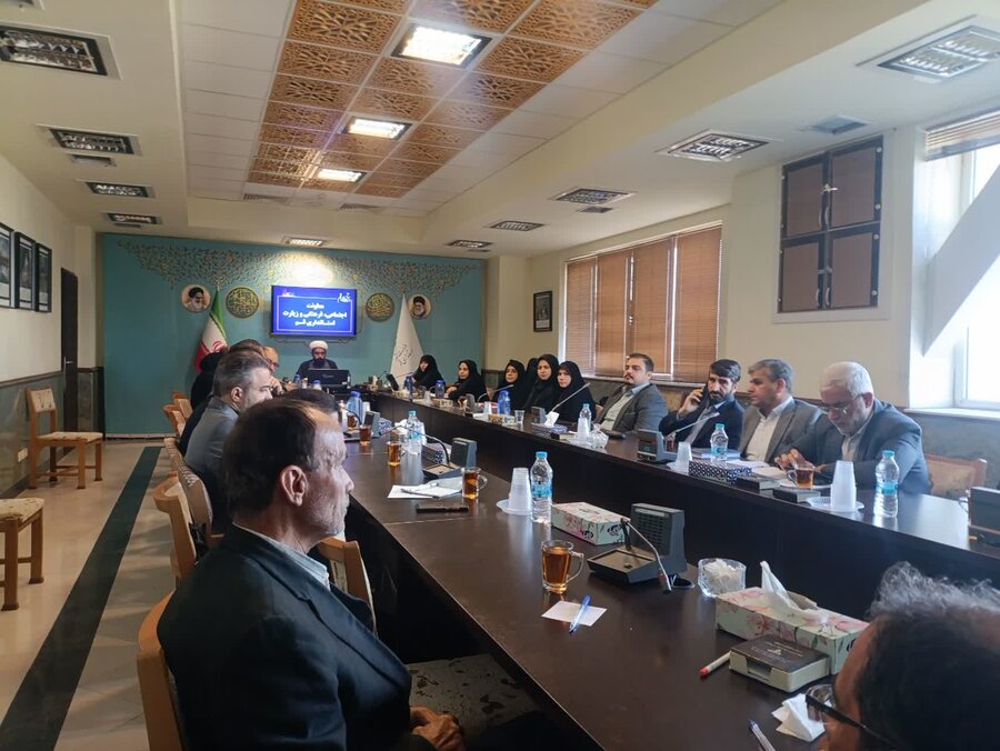 تاکید بر اهتمام دستگاه های متولی در مبحث سالمندان به اجرای وظایف قانونی