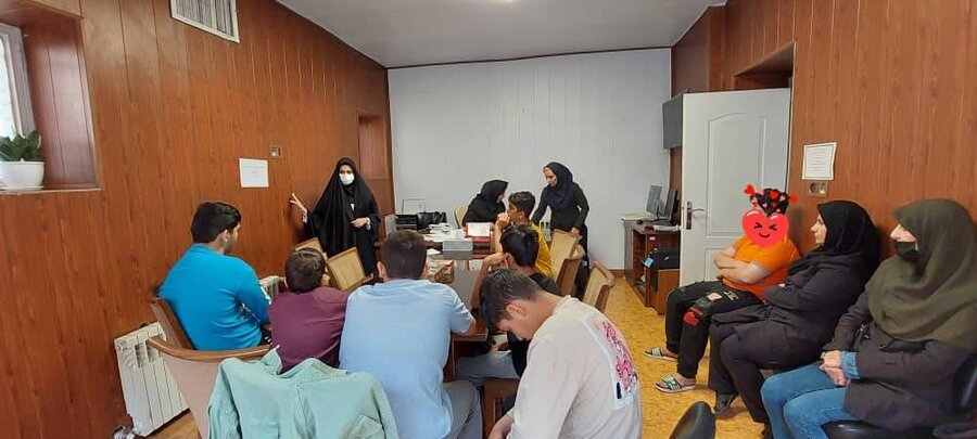 شهرتهران| برگزاری کارگاه آموزشی پیشگیری از ایدز ویژه مربیان و مددجویان در مرکز شهید اندرزگو