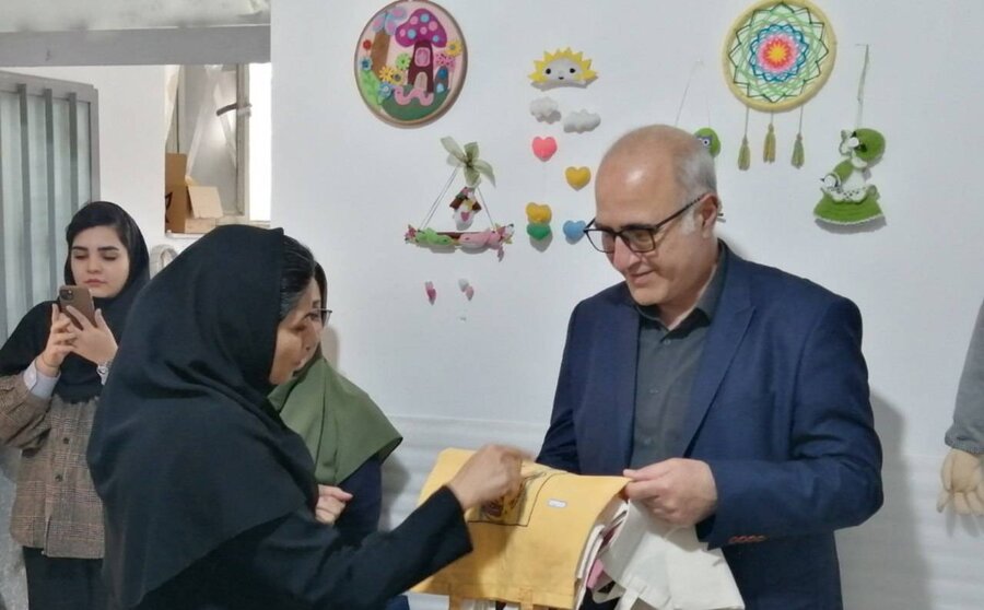 مدیرکل بهزیستی بهزیستی استان خراسان جنوبی از مراکز حرفه آموزی روزانه و توانبخشی در مرکز استان دیدن کرد
