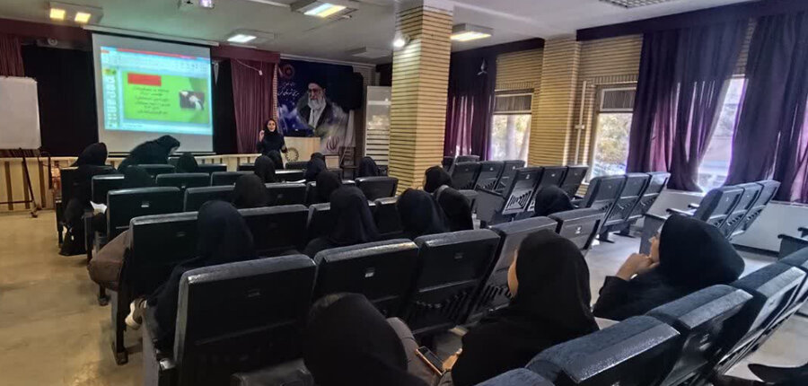 دوره تخصصی "خشونت خانگی با تأکید بر همسرآزاری" ویژه کارشناسان بهزیستی البرز برگزار شد