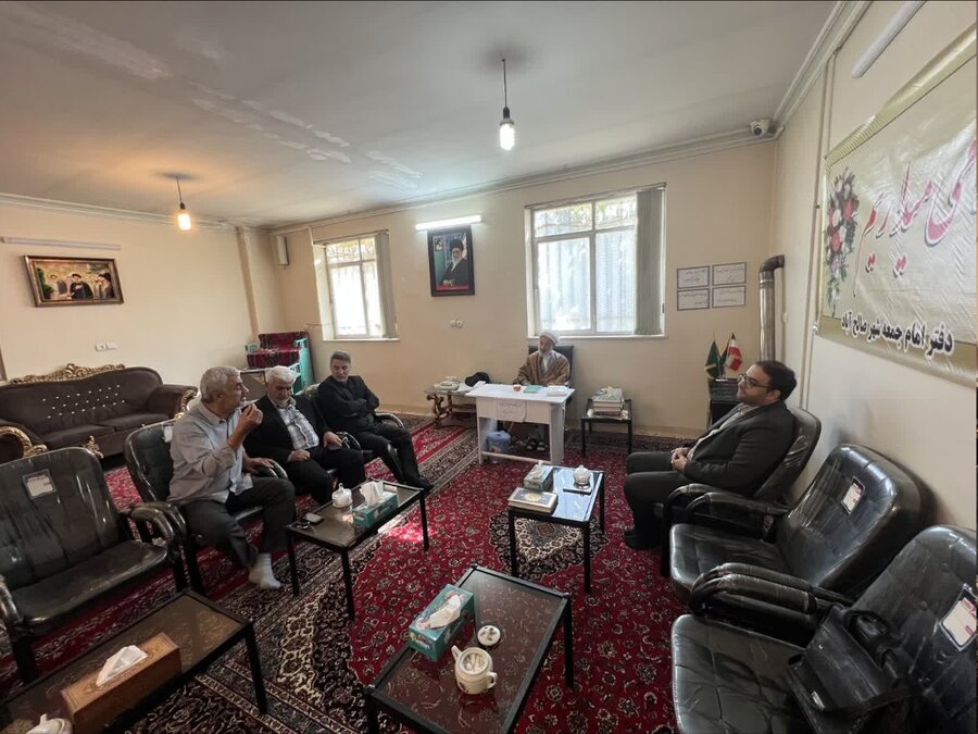 جلسه شورای مشارکت با حضور رییس اداره بهزیستی شهرستان بهار در دفتر امام جمعه صالح‌آباد برگزار شد