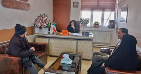 برگزاری میز خدمت و ملاقات سرپرست بهزیستی سلماس با مددجویان تحت پوشش