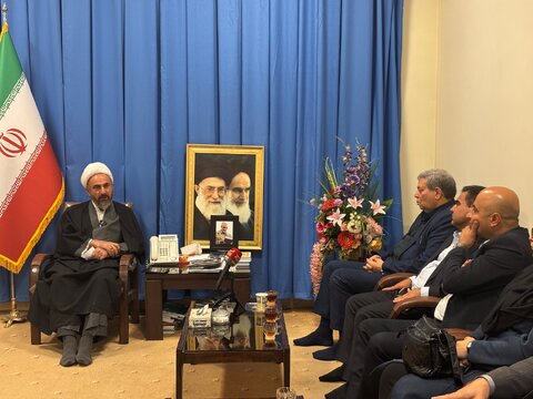 گزارش تصویری| دیدار معاون وزیر و رئیس سازمان بهزیستی کشور با امام جمعه ایلام