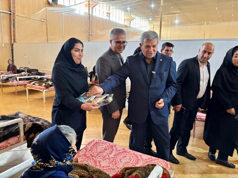 گزارش تصویری | بازدید معاون وزیر از سرای سالمندان