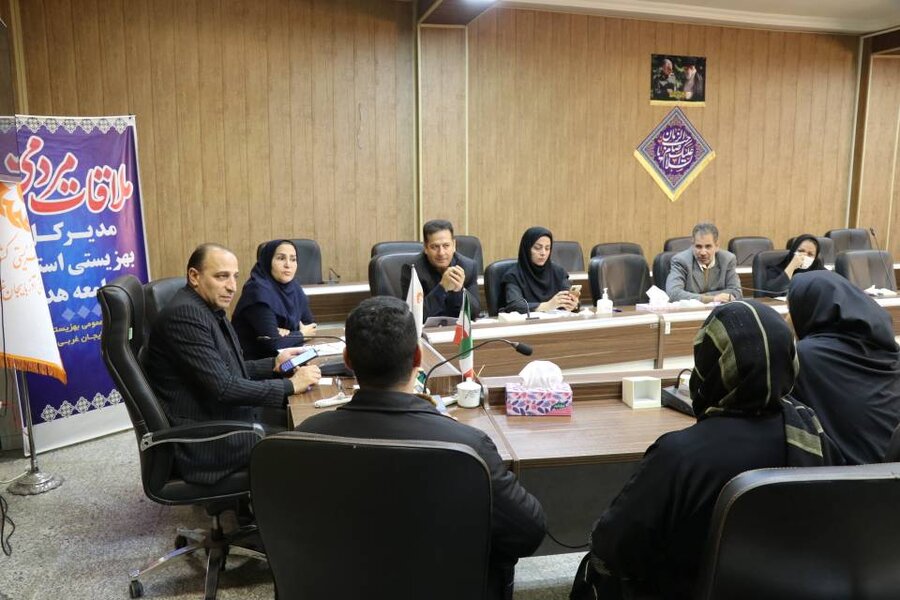 تأکید مدیرکل بهزیستی آذربایجان‌غربی بر گسترش ارتباط مستقیم با جامعه هدف و رسیدگی فوری به مشکلات مددجویان