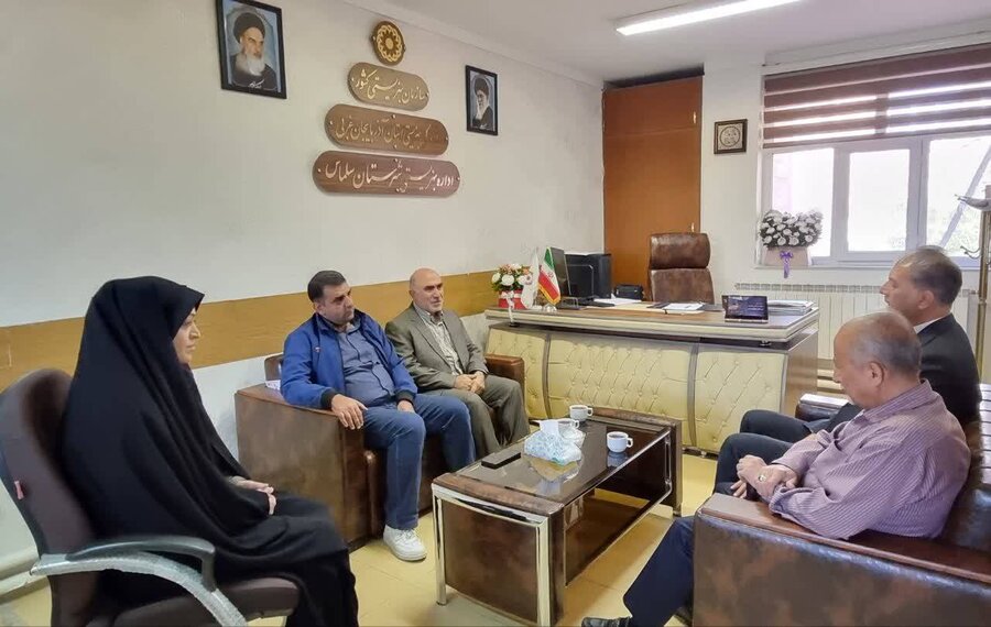 دیدار فرمانده بسیج ادارات سپاه شهرستان سلماس با سرپرست بهزیستی