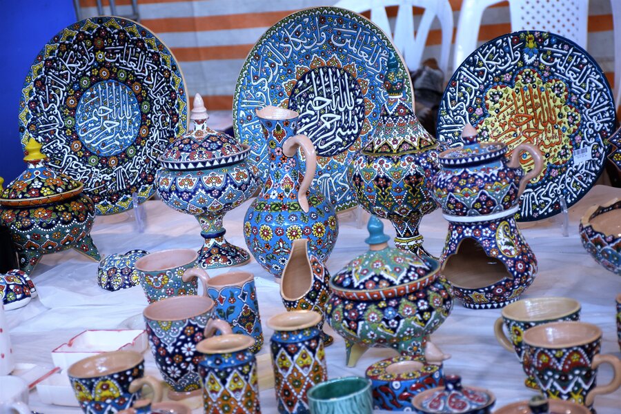 بازدید مدیرکل از نمایشگاه صنایع دستی