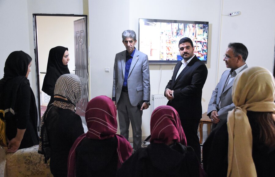 بازدید مدیرکل بهزیستی از مرکز اورژانس اجتماعی کرمانشاه