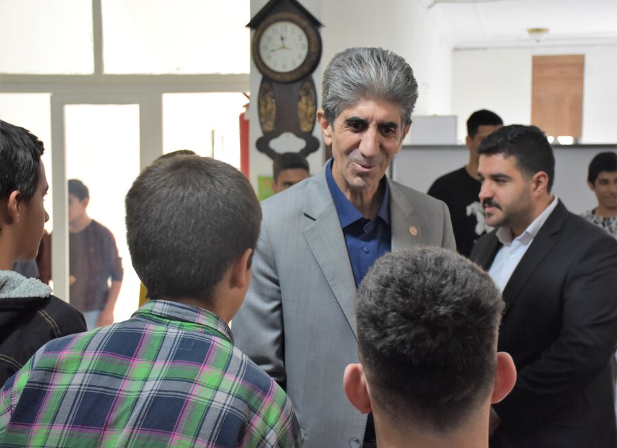 بازدید مدیرکل از مرکز میلاد شقایق‌ها
