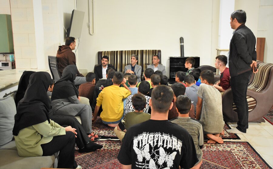 بازدید مدیرکل از مرکز میلاد شقایق‌ها