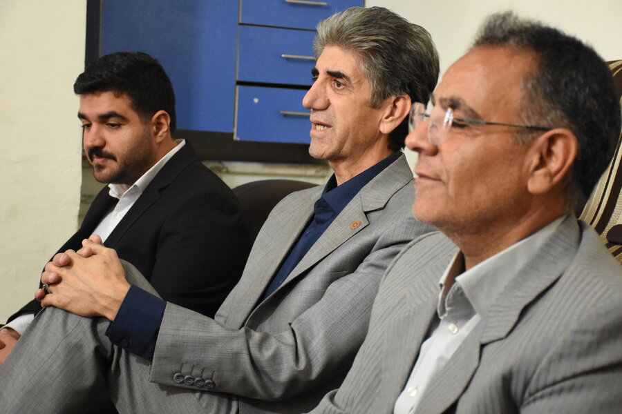 بازدید مدیرکل از مرکز میلاد شقایق‌ها