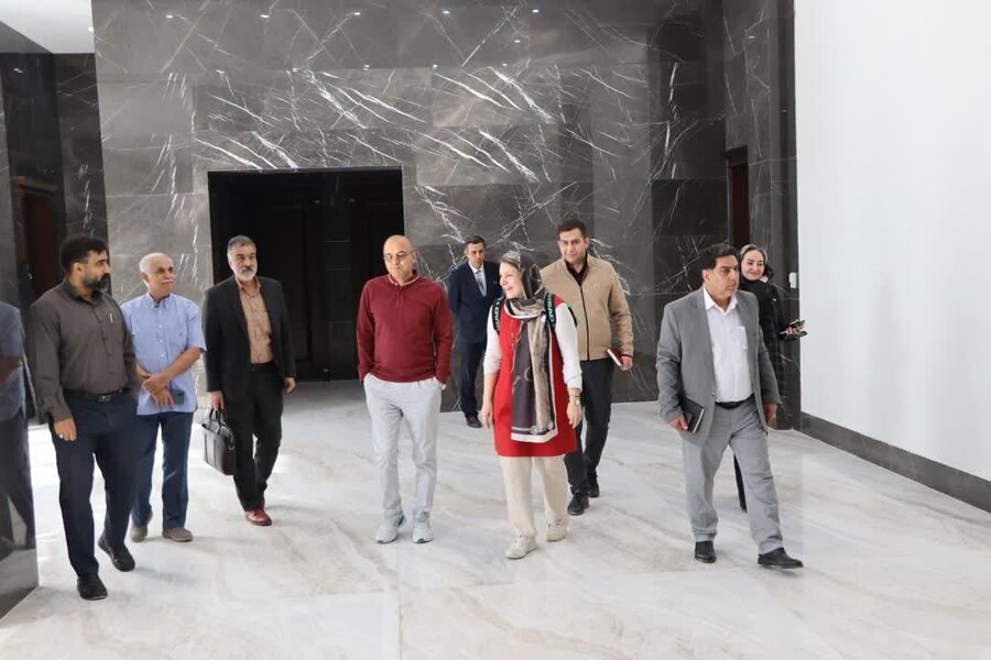 بررسی میدانی وضعیت مناسب‌سازی ساختمان‌های عمومی در کرج