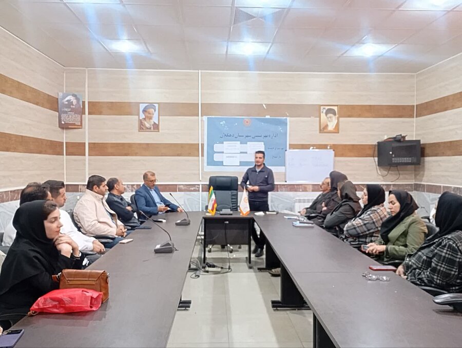 کارگاه آموزش جرایم سایبری ویژه کارکنان بهزیستی در دهگلان برگزار شد