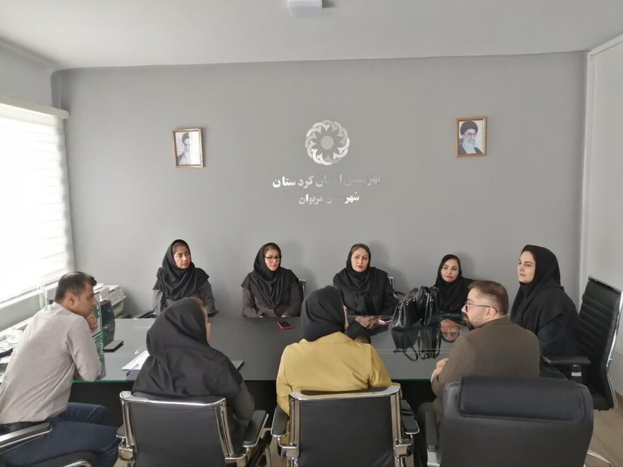 دیدار مسئولان مراکز مثبت زندگی مریوان با رئیس بهزیستی