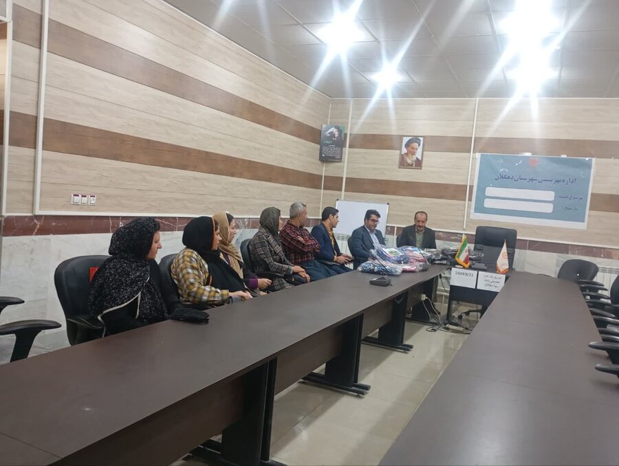 بانک سپه حامی تحصیل دانشآموزان دهگلان شد