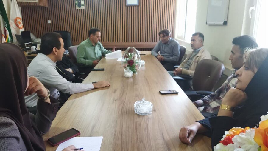 نشست برنامه‌ریزی اشتغال بهزیستی سنندج با تمرکز بر توانمندسازی مددجویان