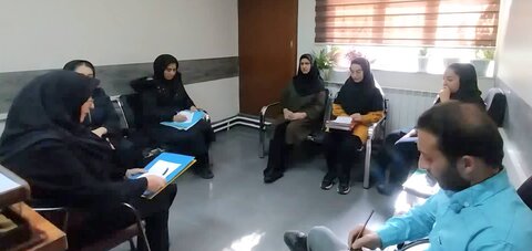 برگزاری جلسه توجیهی کمیته توانبخشی با حضور مسئولان مراکز مثبت زندگی در سلماس