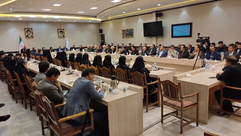 گزارش تصویری| برگزاری نشست صمیمانه دکتر علی ربیعی دستیار اجتماعی رییس جمهور با اعضای تشکل های مردم نهاد و سمن های استان