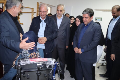 گزارش تصویری|بازدید دستیار اجتماعی رییس جمهور از مرکز نگهداری و توانبخشی معلولین حضرت ابوالفضل (ع) اردبیل