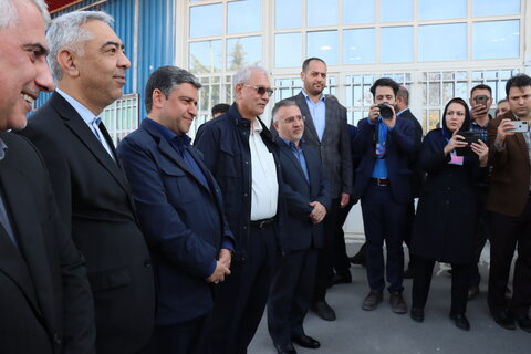 گزارش تصویری| بازدید دستیار اجتماعی رئیس‌جمهور و استاندار اردبیل از نمایشگاه توانمندی‌های بانوان و کسب‌وکارهای خانگی استان