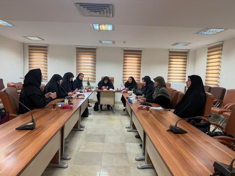 رباط کریم | برگزاری جلسه هماهنگی حوزه کاهش آسیب‌های اجتماعی ویژه بانوان