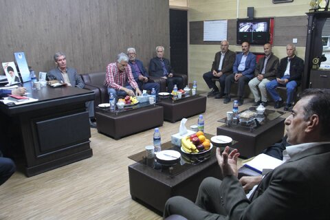 دیدار با بازنشستگان