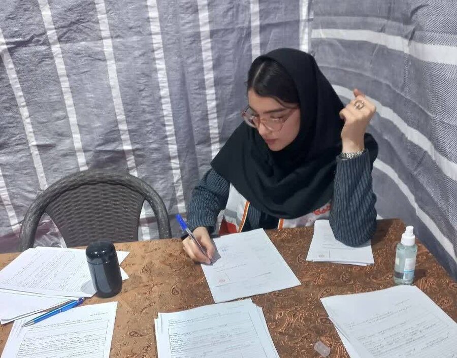 ملارد | برگزاری میز خدمت طرح سلام و نمایشگاه آثار دستی مددجویان در محلات کم برخوردار