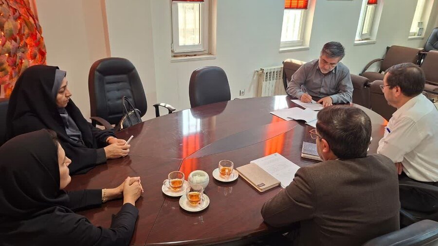 نشست بهزیستی گلستان برای تبیین دستورالعمل جدید خرید وسایل کمک‌ توانبخشی برگزار شد